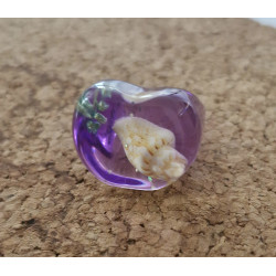 Bague en résine avec...