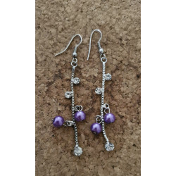 Boucles d'oreilles violette...